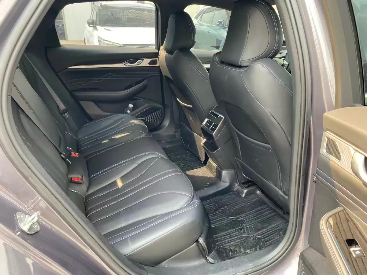 2025 Geely Preface 1.5T 181HP L4 7DCT,autocango,china used car exporter,china ev exporter,chinese used car exporter,chinese used ev exporter