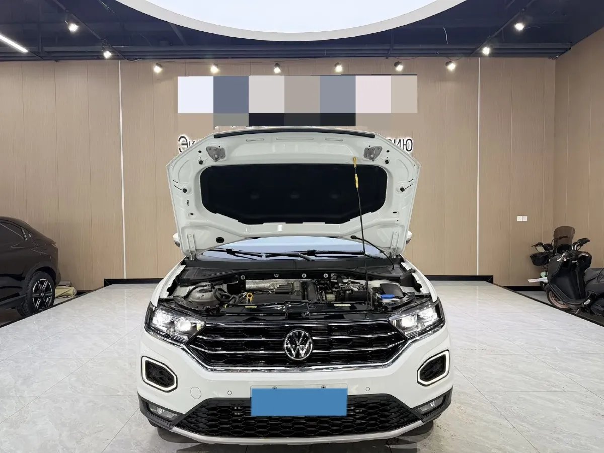 2022 Volkswagen T-Roc 1.4T 150HP L4 7DCT,autocango,china used car exporter,china ev exporter,chinese used car exporter,chinese used ev exporter
