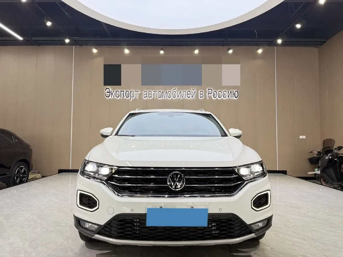 2022 Volkswagen T-Roc 1.4T 150HP L4 7DCT,autocango,china used car exporter,china ev exporter,chinese used car exporter,chinese used ev exporter