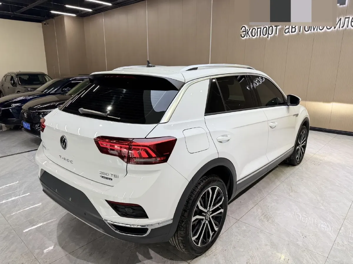 2022 Volkswagen T-Roc 1.4T 150HP L4 7DCT,autocango,china used car exporter,china ev exporter,chinese used car exporter,chinese used ev exporter