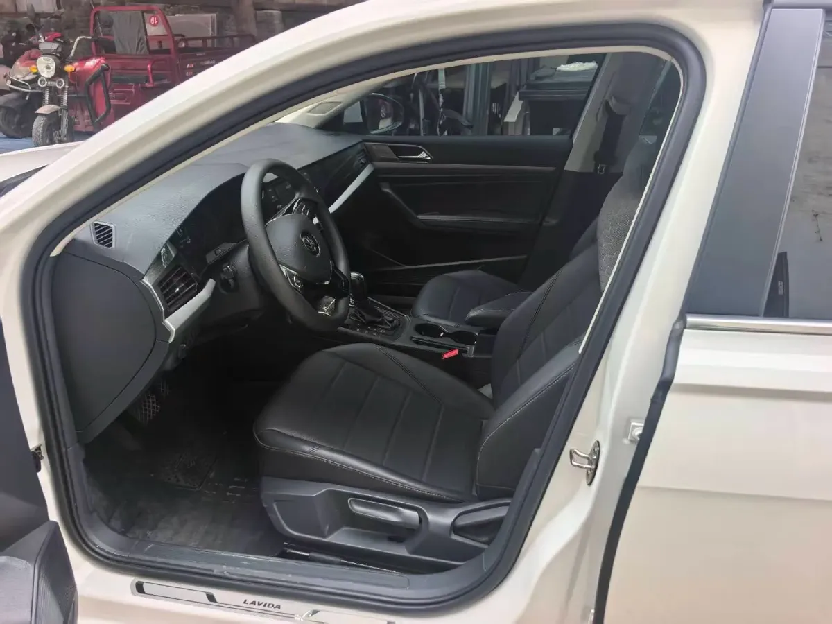 2019 Volkswagen Lavida 1.5L 116HP L4 6AT,autocango,china used car exporter,china ev exporter,chinese used car exporter,chinese used ev exporter