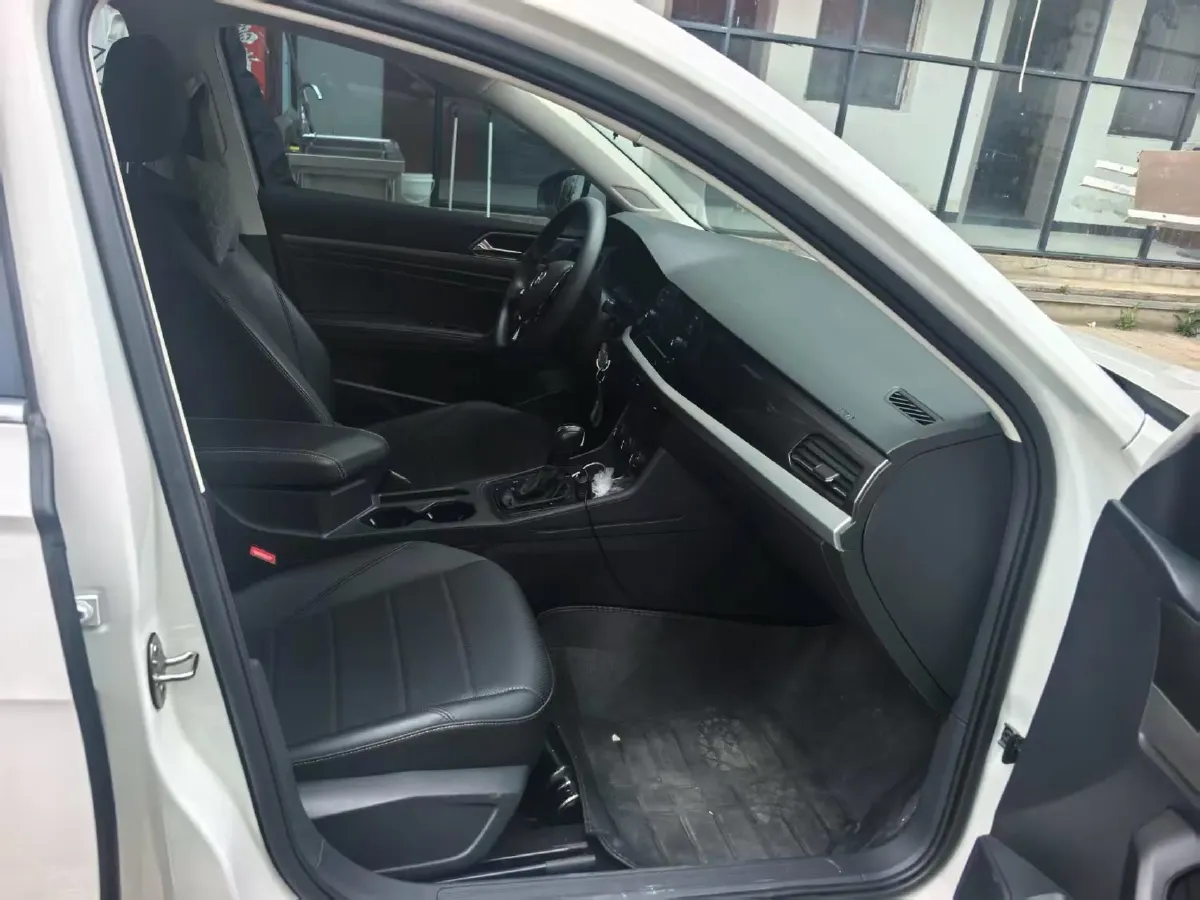 2019 Volkswagen Lavida 1.5L 116HP L4 6AT,autocango,china used car exporter,china ev exporter,chinese used car exporter,chinese used ev exporter