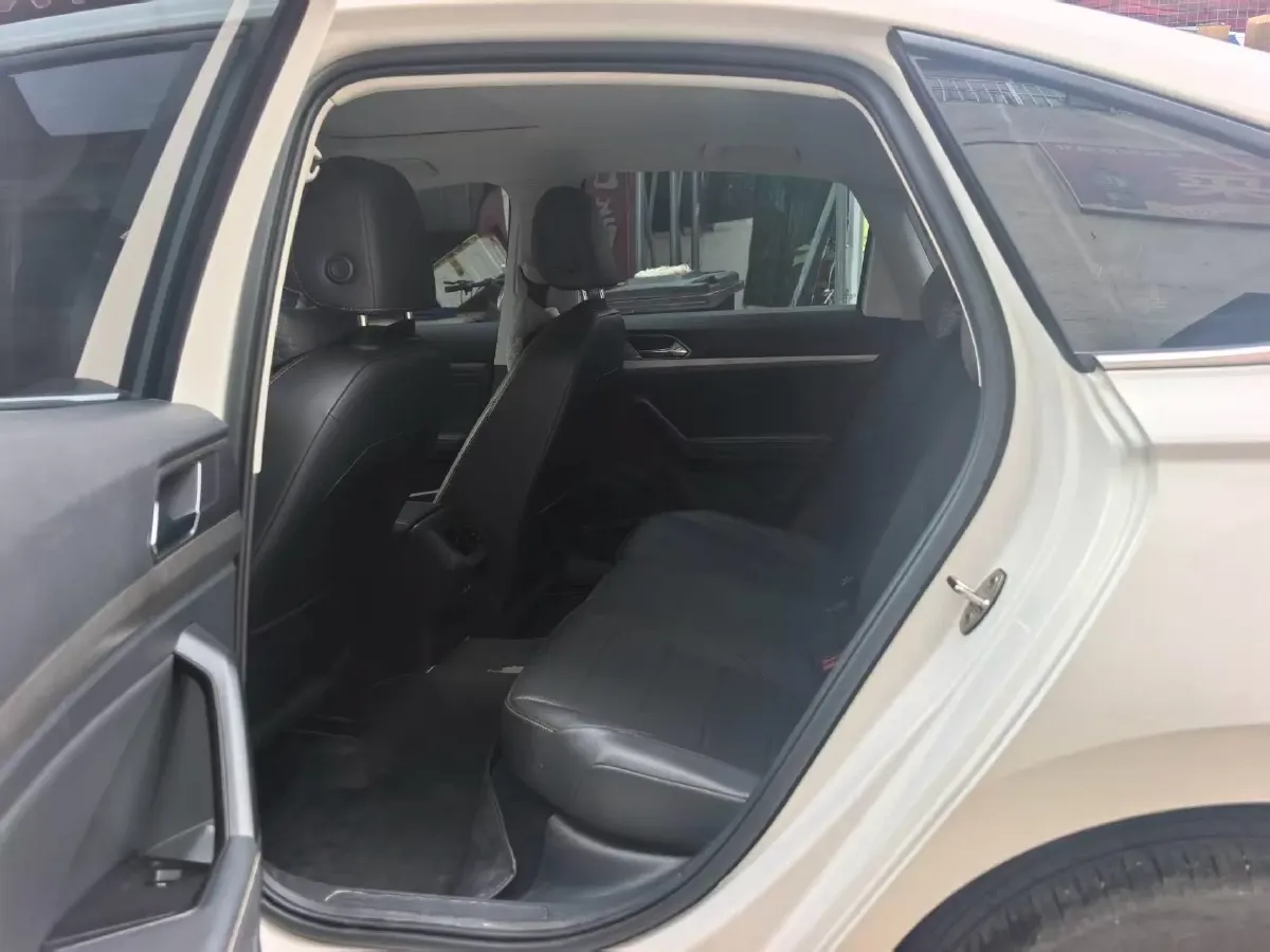 2019 Volkswagen Lavida 1.5L 116HP L4 6AT,autocango,china used car exporter,china ev exporter,chinese used car exporter,chinese used ev exporter