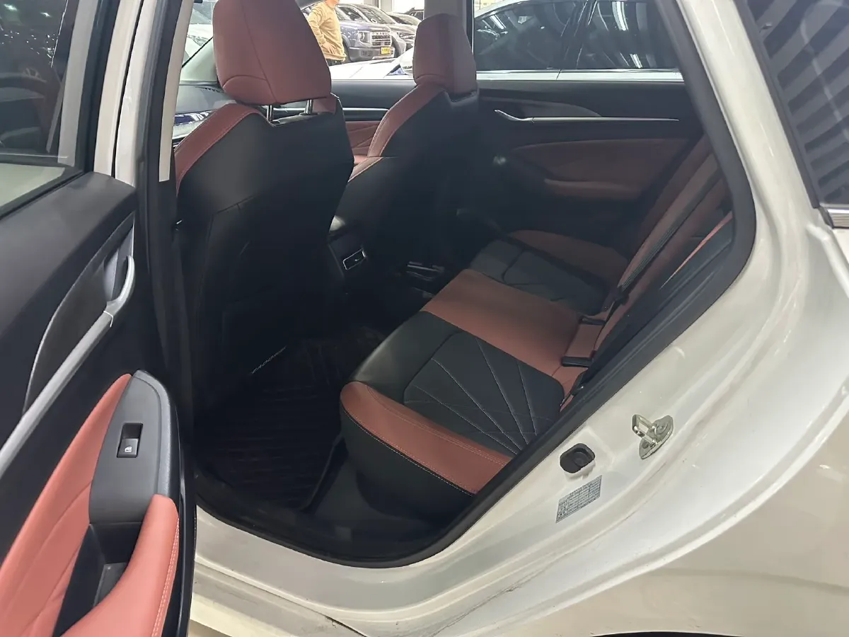 2022 ChangAn Eado 1.4T 160HP L4 7DCT,autocango,china used car exporter,china ev exporter,chinese used car exporter,chinese used ev exporter