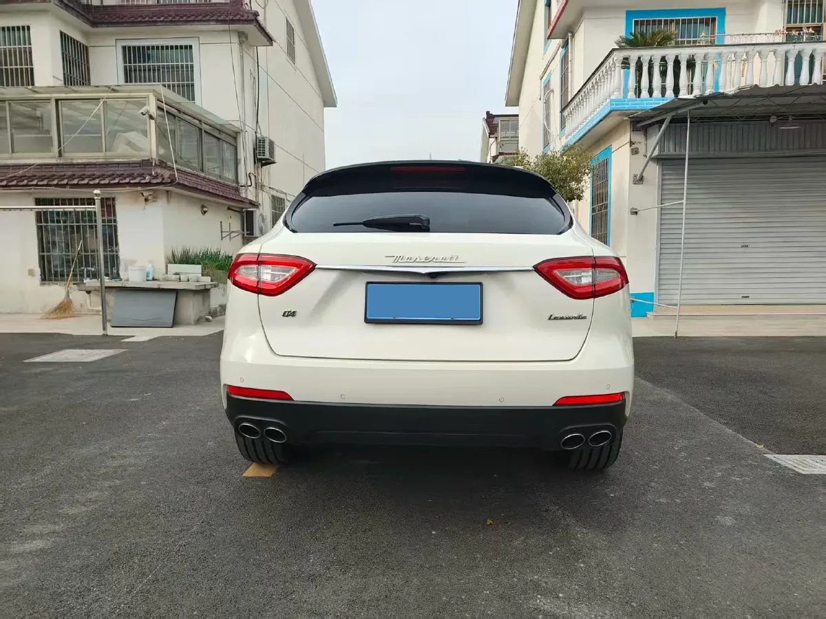 2018 Maserati Levante 3.0T 350HP V6 8AT,autocango,china used car exporter,china ev exporter,chinese used car exporter,chinese used ev exporter