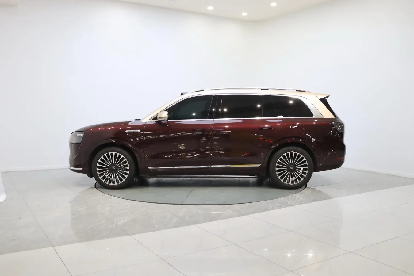 2025 AITO AITO M9 BEV 100KWH,autocango,china used car exporter,china ev exporter,chinese used car exporter,chinese used ev exporter