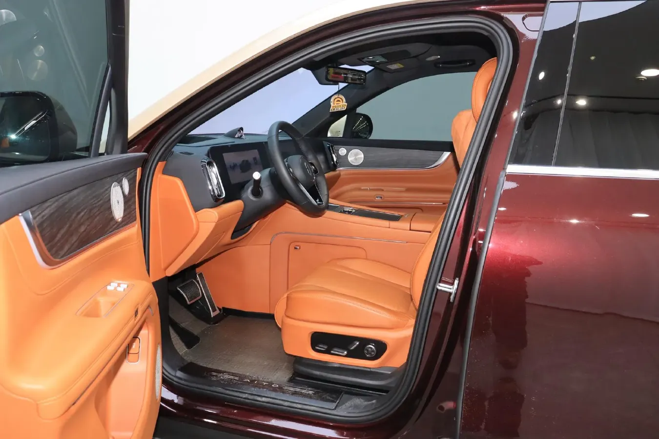 2025 AITO AITO M9 BEV 100KWH,autocango,china used car exporter,china ev exporter,chinese used car exporter,chinese used ev exporter