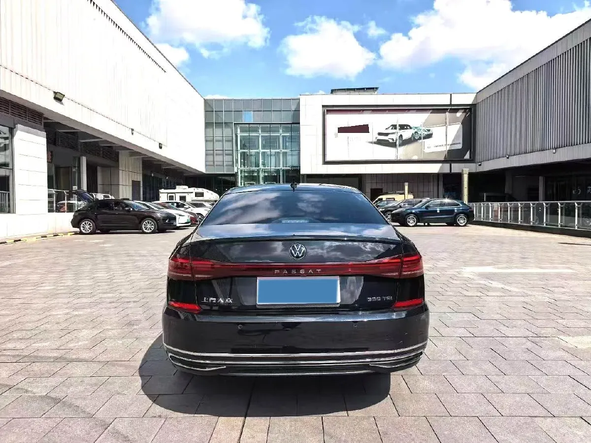 2023 Volkswagen Passat 2.0T 186HP L4 7DCT,autocango,china used car exporter,china ev exporter,chinese used car exporter,chinese used ev exporter