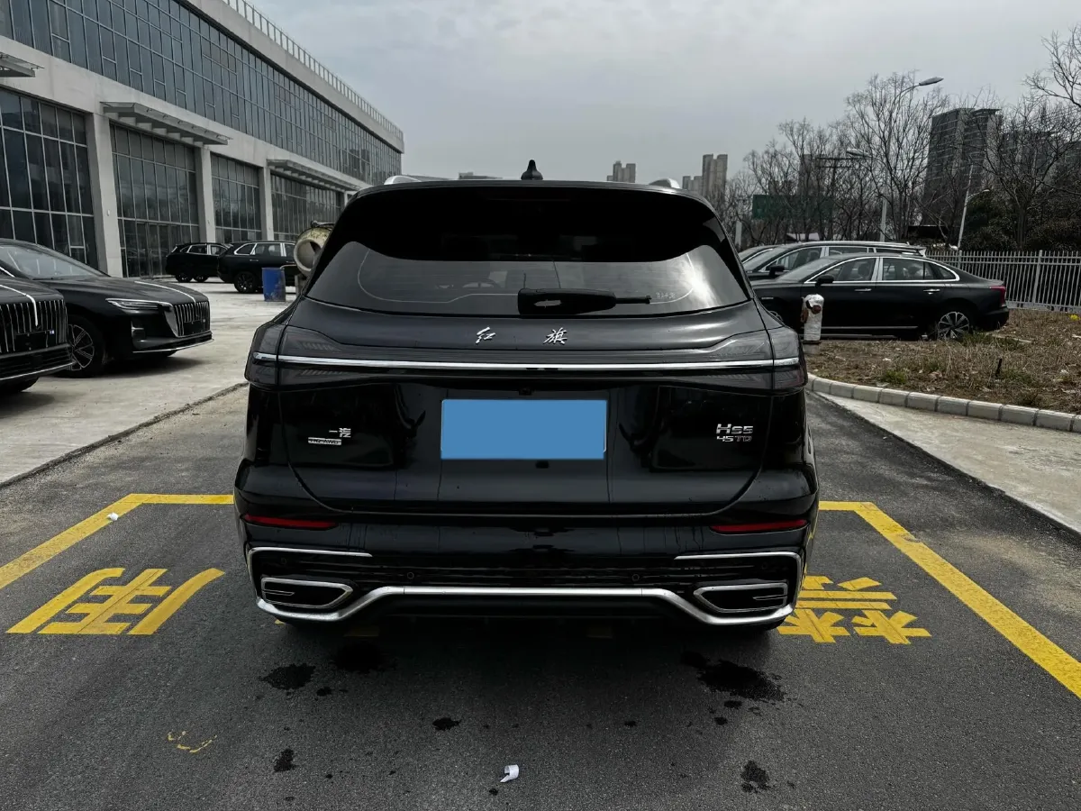 2025 HongQi HS5 2.0T 252HP L4 8AT,autocango,china used car exporter,china ev exporter,chinese used car exporter,chinese used ev exporter