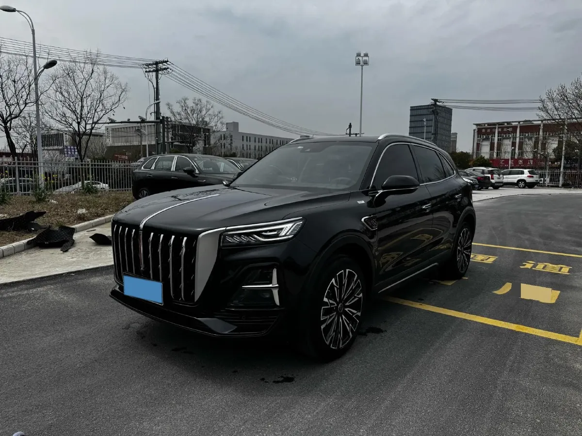 2025 HongQi HS5 2.0T 252HP L4 8AT,autocango,china used car exporter,china ev exporter,chinese used car exporter,chinese used ev exporter