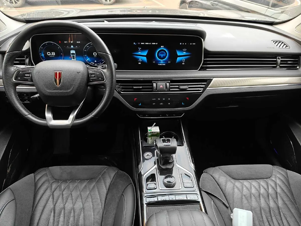 2022 HongQi HS5 2.0T 224HP L4 6AT,autocango,china used car exporter,china ev exporter,chinese used car exporter,chinese used ev exporter