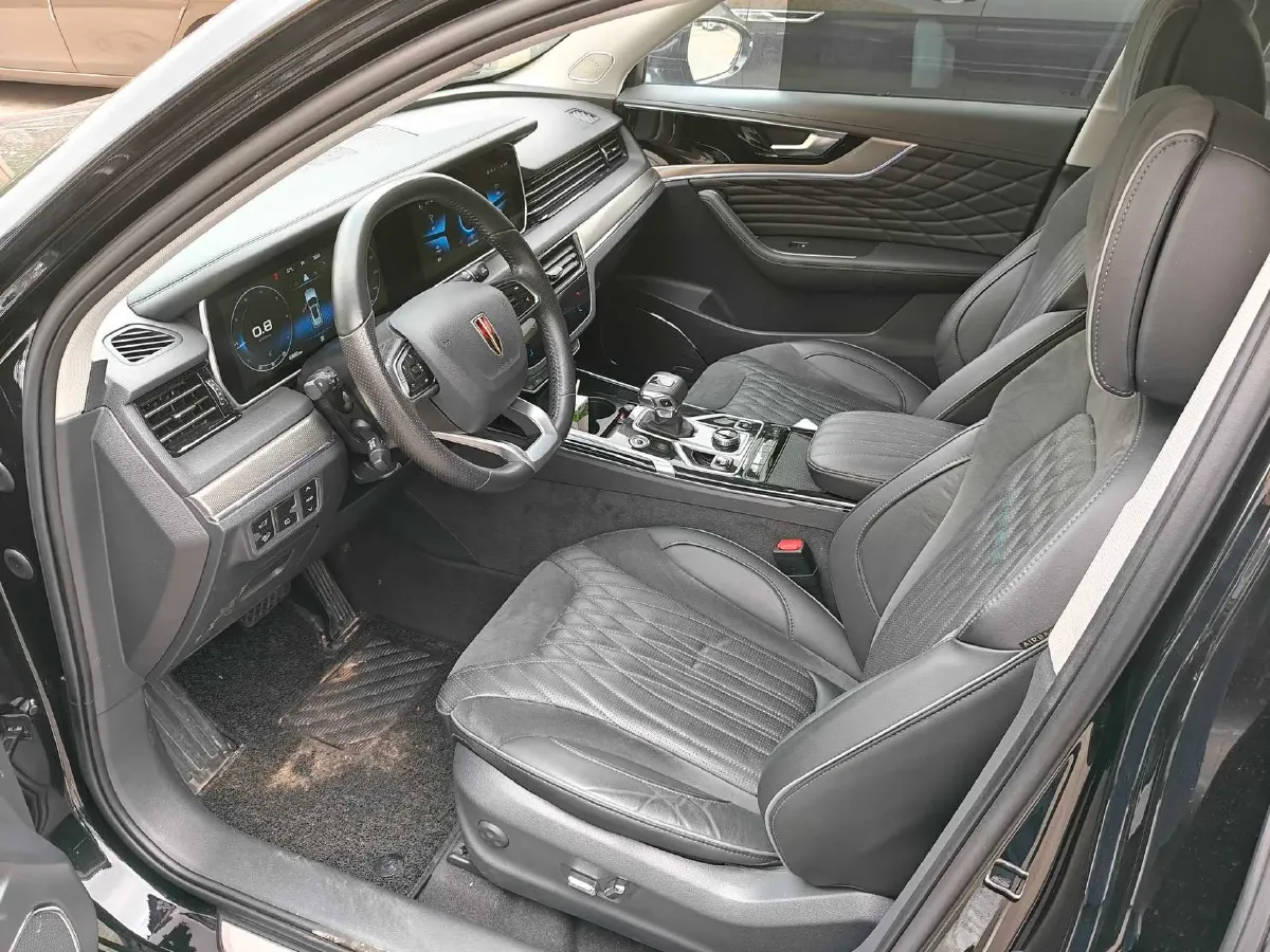 2022 HongQi HS5 2.0T 224HP L4 6AT,autocango,china used car exporter,china ev exporter,chinese used car exporter,chinese used ev exporter