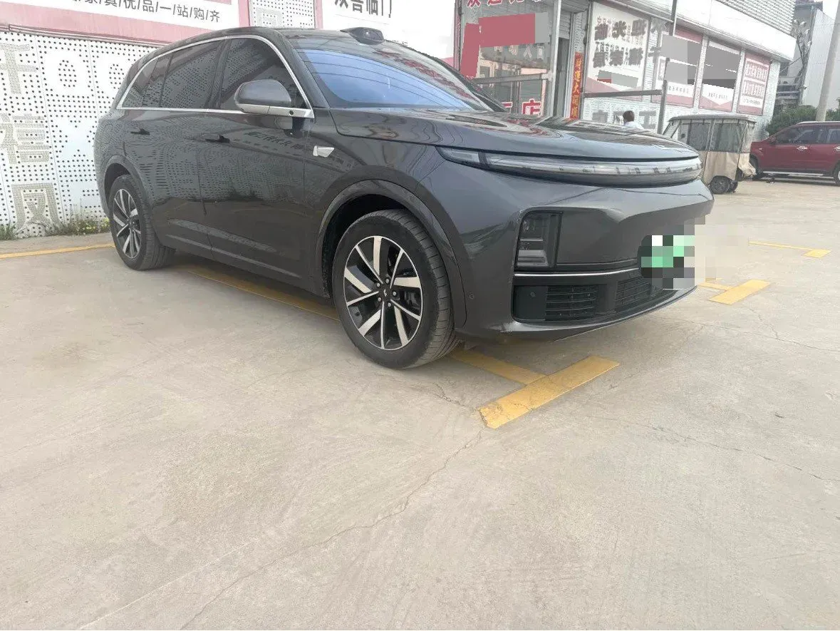 2023 Li L7 Range Extended 154HP REEV 40.9KWH,autocango,china used car exporter,china ev exporter,chinese used car exporter,chinese used ev exporter