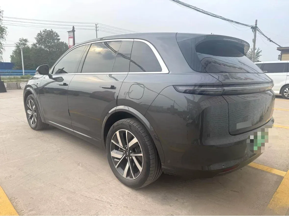 2023 Li L7 Range Extended 154HP REEV 40.9KWH,autocango,china used car exporter,china ev exporter,chinese used car exporter,chinese used ev exporter