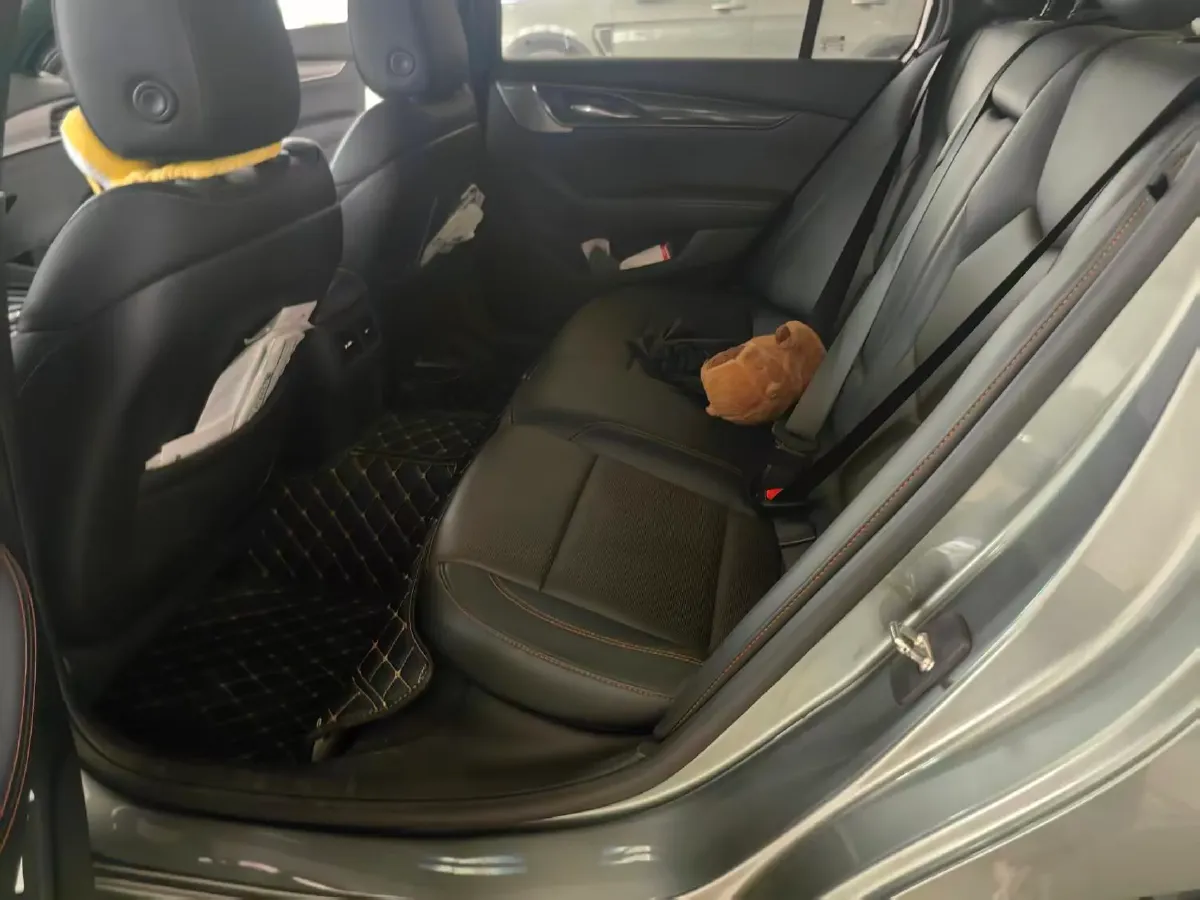 2024 Cadillac CT5 2.0T 237HP L4 10AT,autocango,china used car exporter,china ev exporter,chinese used car exporter,chinese used ev exporter