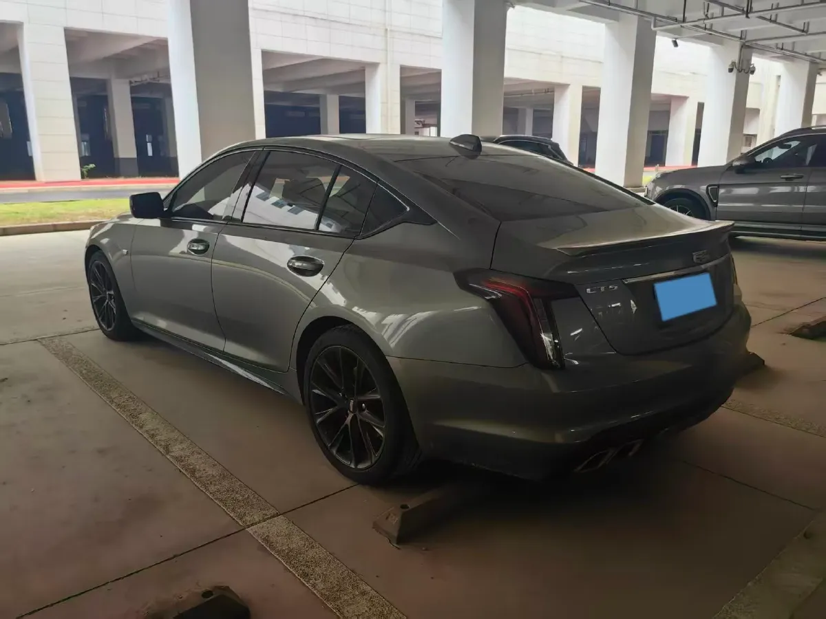 2024 Cadillac CT5 2.0T 237HP L4 10AT,autocango,china used car exporter,china ev exporter,chinese used car exporter,chinese used ev exporter