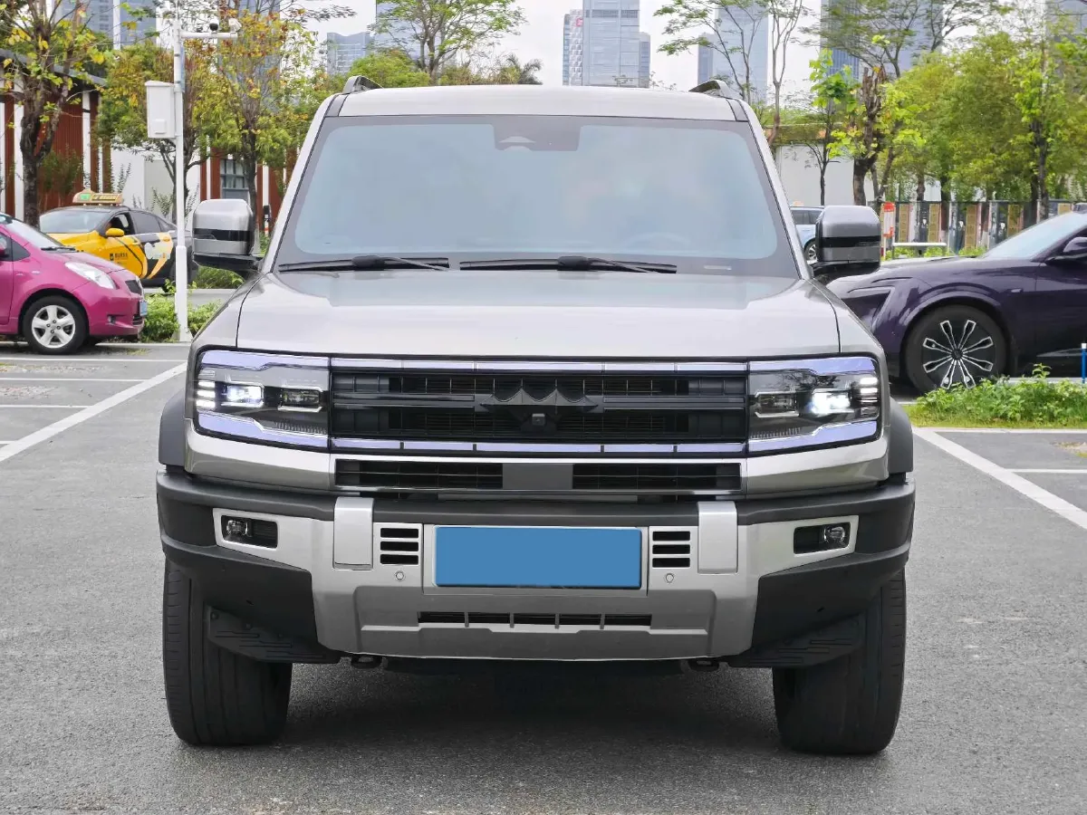 2023 FangChengBao Bao 5 1.5T 194HP L4 E-CVT PHEV 31.8KWH,autocango,china used car exporter,china ev exporter,chinese used car exporter,chinese used ev exporter