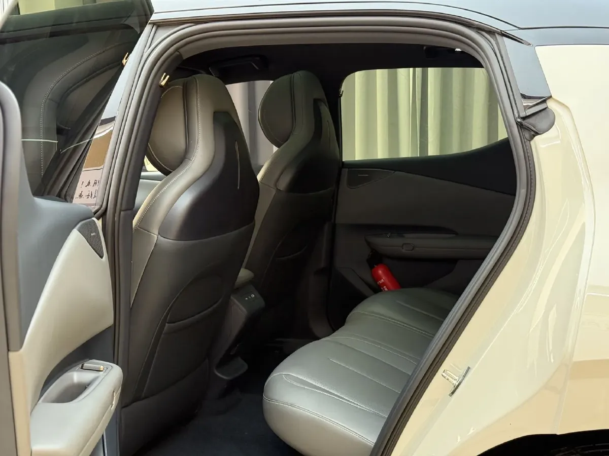 2025 Jetour Freeman 1.5T 184HP L4 7DCT,autocango,china used car exporter,china ev exporter,chinese used car exporter,chinese used ev exporter