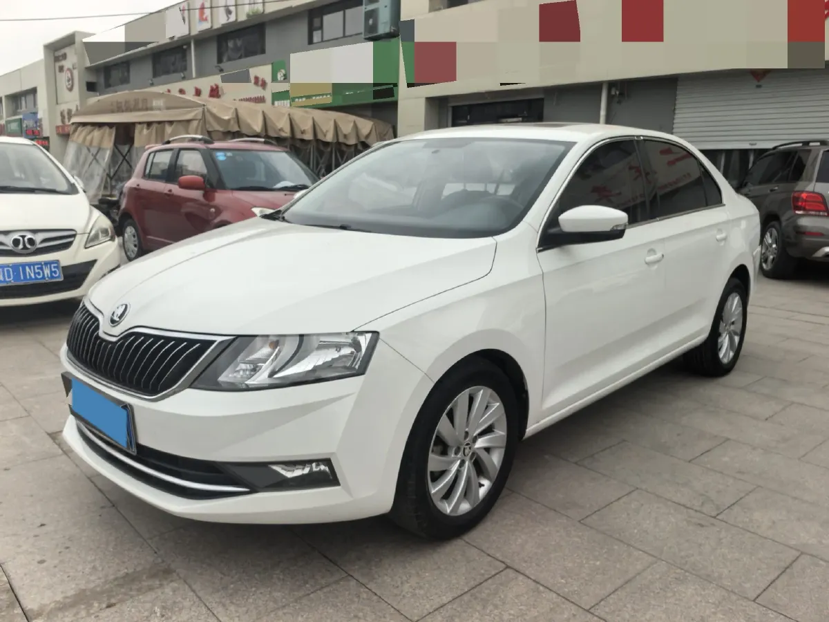 2019 Skoda Rapid Spaceback 1.5L 110HP L4 6AT,autocango,china used car exporter,china ev exporter,chinese used car exporter,chinese used ev exporter