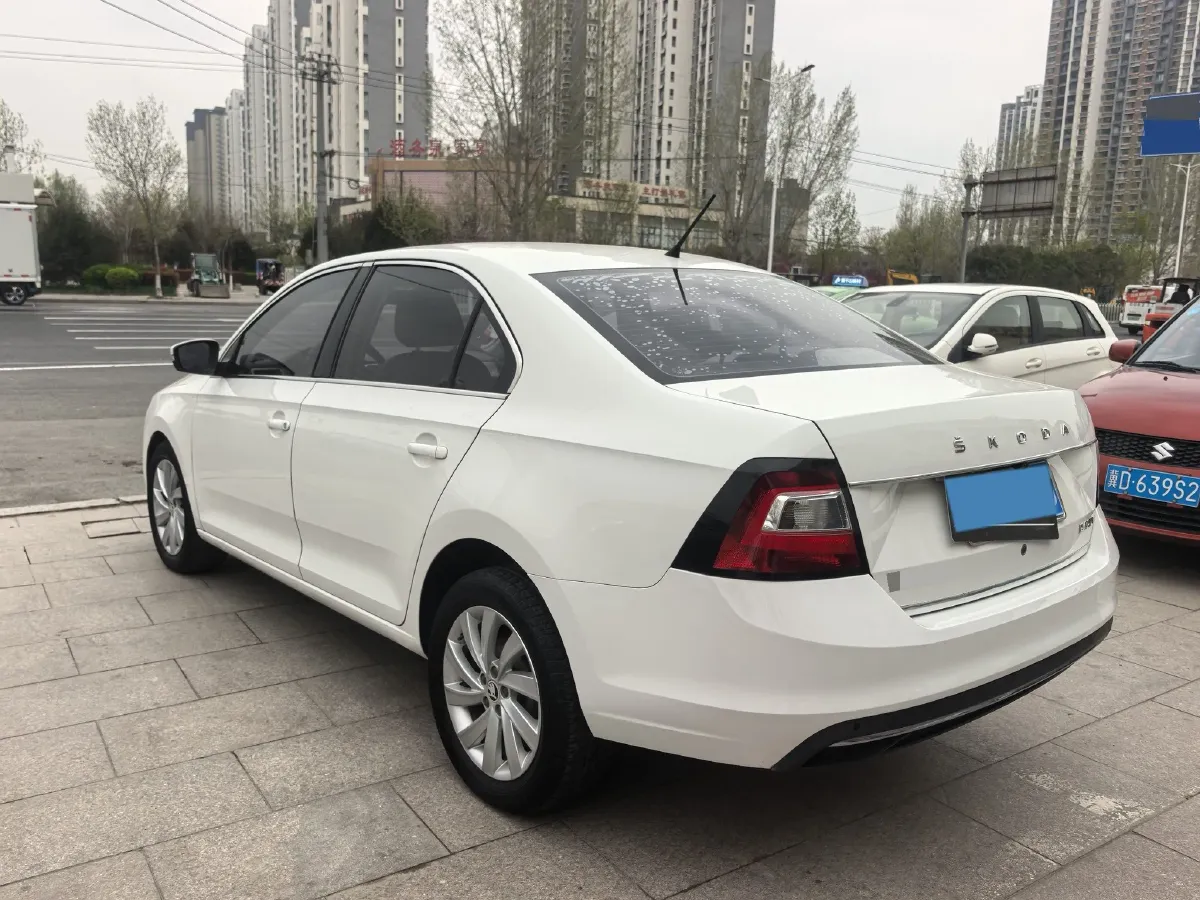 2019 Skoda Rapid Spaceback 1.5L 110HP L4 6AT,autocango,china used car exporter,china ev exporter,chinese used car exporter,chinese used ev exporter