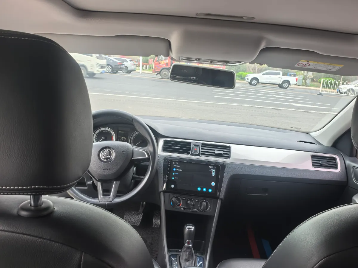 2019 Skoda Rapid Spaceback 1.5L 110HP L4 6AT,autocango,china used car exporter,china ev exporter,chinese used car exporter,chinese used ev exporter