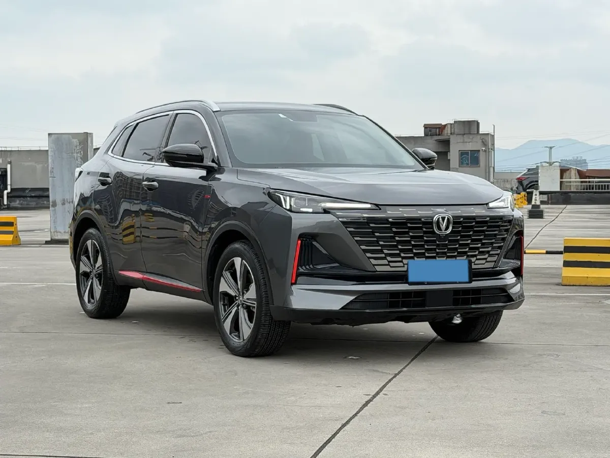 2022 ChangAn Oshan X7 Plus 1.5T 188HP L4 7DCT,autocango,china used car exporter,china ev exporter,chinese used car exporter,chinese used ev exporter