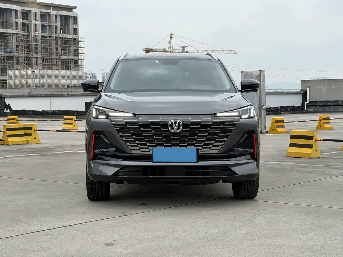 2022 ChangAn Oshan X7 Plus 1.5T 188HP L4 7DCT,autocango,china used car exporter,china ev exporter,chinese used car exporter,chinese used ev exporter