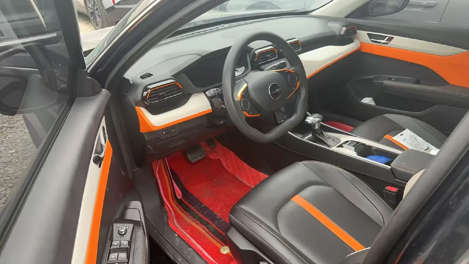 2023 DongFeng Aeolus YiXuan 1.5L 125HP L4 6DCT,autocango,china used car exporter,china ev exporter,chinese used car exporter,chinese used ev exporter