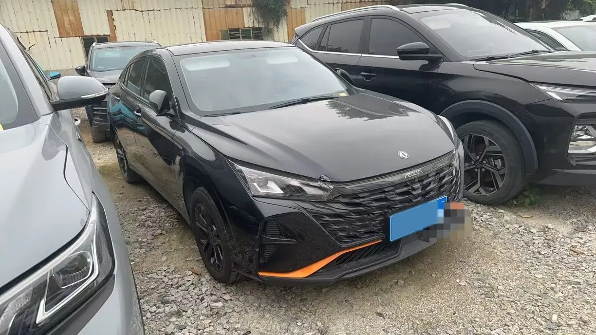 2023 DongFeng Aeolus YiXuan 1.5L 125HP L4 6DCT,autocango,china used car exporter,china ev exporter,chinese used car exporter,chinese used ev exporter