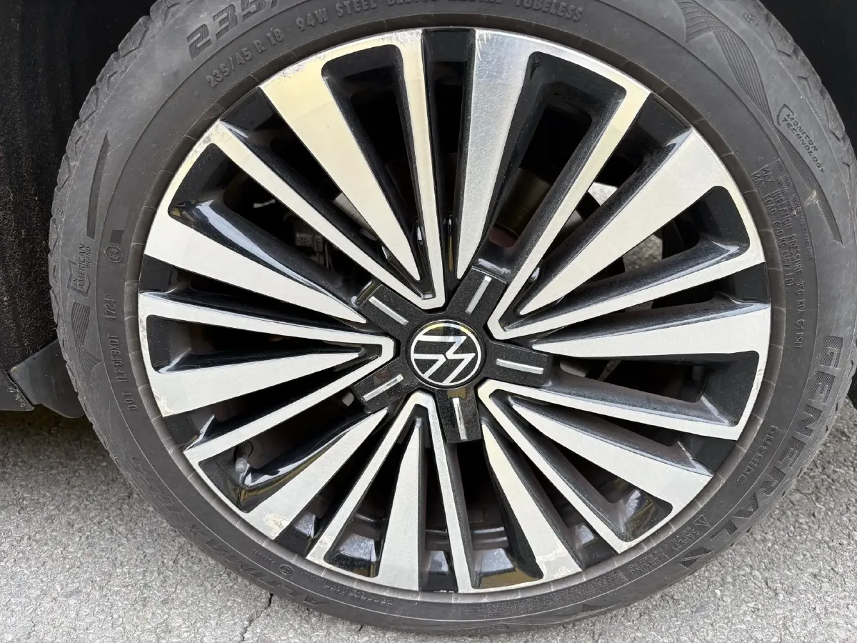 2021 Volkswagen Passat 2.0T 186HP L4 7DCT,autocango,china used car exporter,china ev exporter,chinese used car exporter,chinese used ev exporter