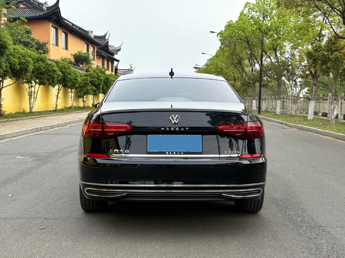 2021 Volkswagen Passat 2.0T 186HP L4 7DCT,autocango,china used car exporter,china ev exporter,chinese used car exporter,chinese used ev exporter