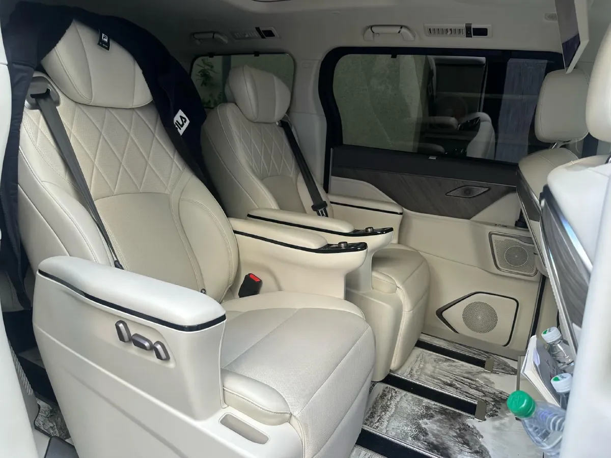 2025 WEY HighMountain 1.5T 170HP L4 4DHT PHEV,autocango,china used car exporter,china ev exporter,chinese used car exporter,chinese used ev exporter