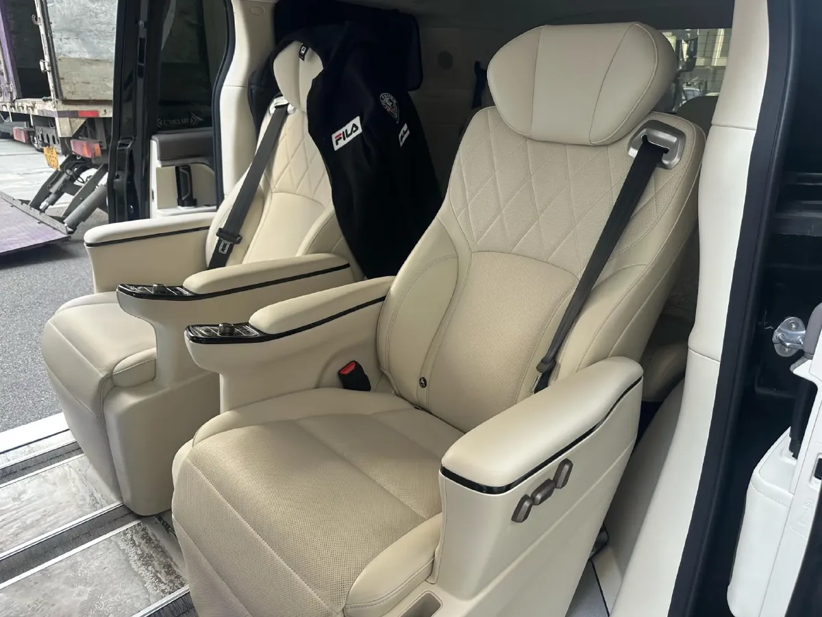 2025 WEY HighMountain 1.5T 170HP L4 4DHT PHEV,autocango,china used car exporter,china ev exporter,chinese used car exporter,chinese used ev exporter