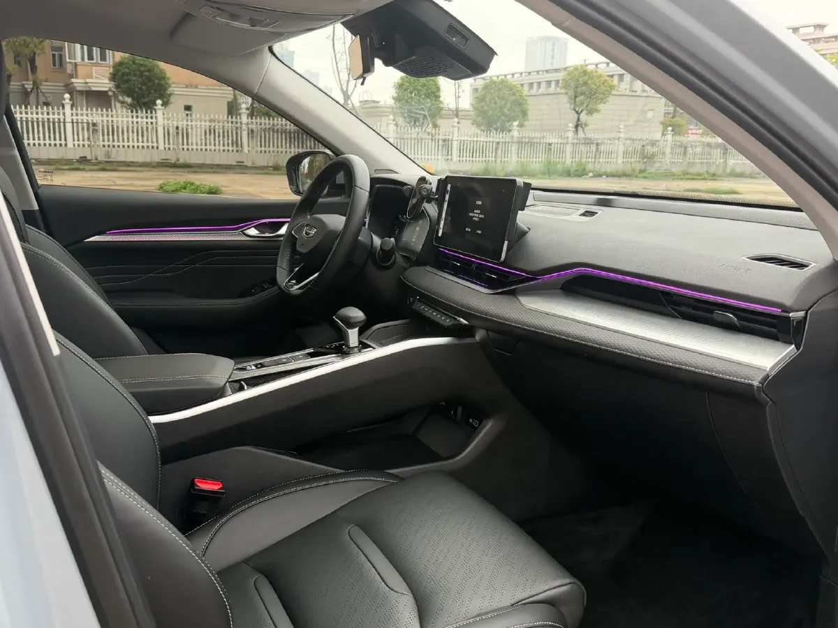 2021 Geely Preface 2.0T 190HP L4 7DCT,autocango,china used car exporter,china ev exporter,chinese used car exporter,chinese used ev exporter