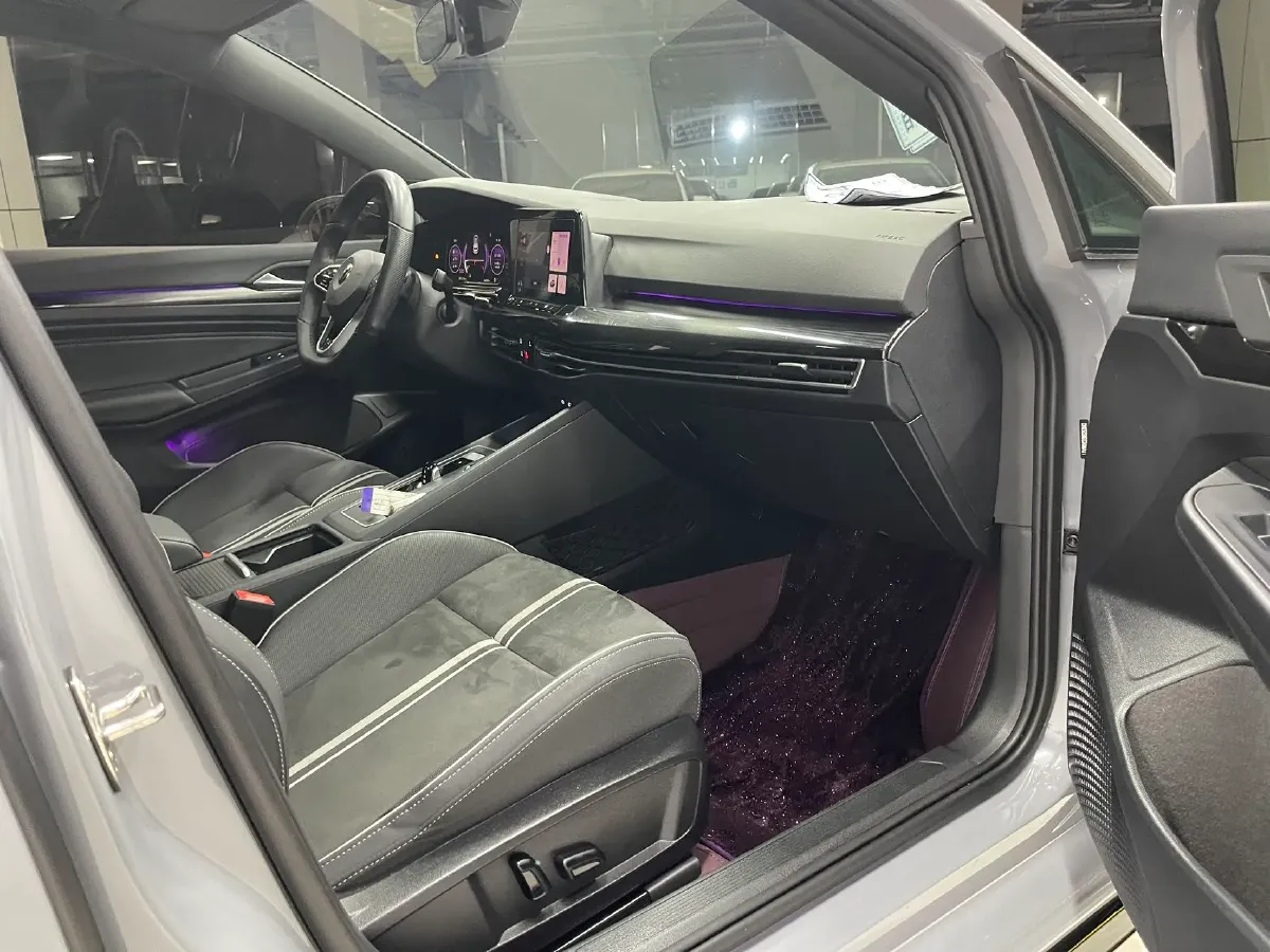 2023 Volkswagen Golf 1.4T 150HP L4 7DCT,autocango,china used car exporter,china ev exporter,chinese used car exporter,chinese used ev exporter