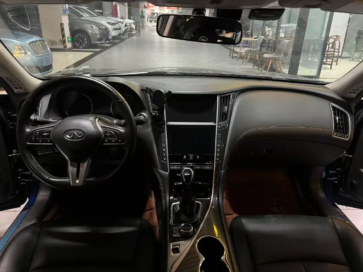 2018 MAXUS G10 2.0T 224HP L4 6AT,autocango,china used car exporter,china ev exporter,chinese used car exporter,chinese used ev exporter