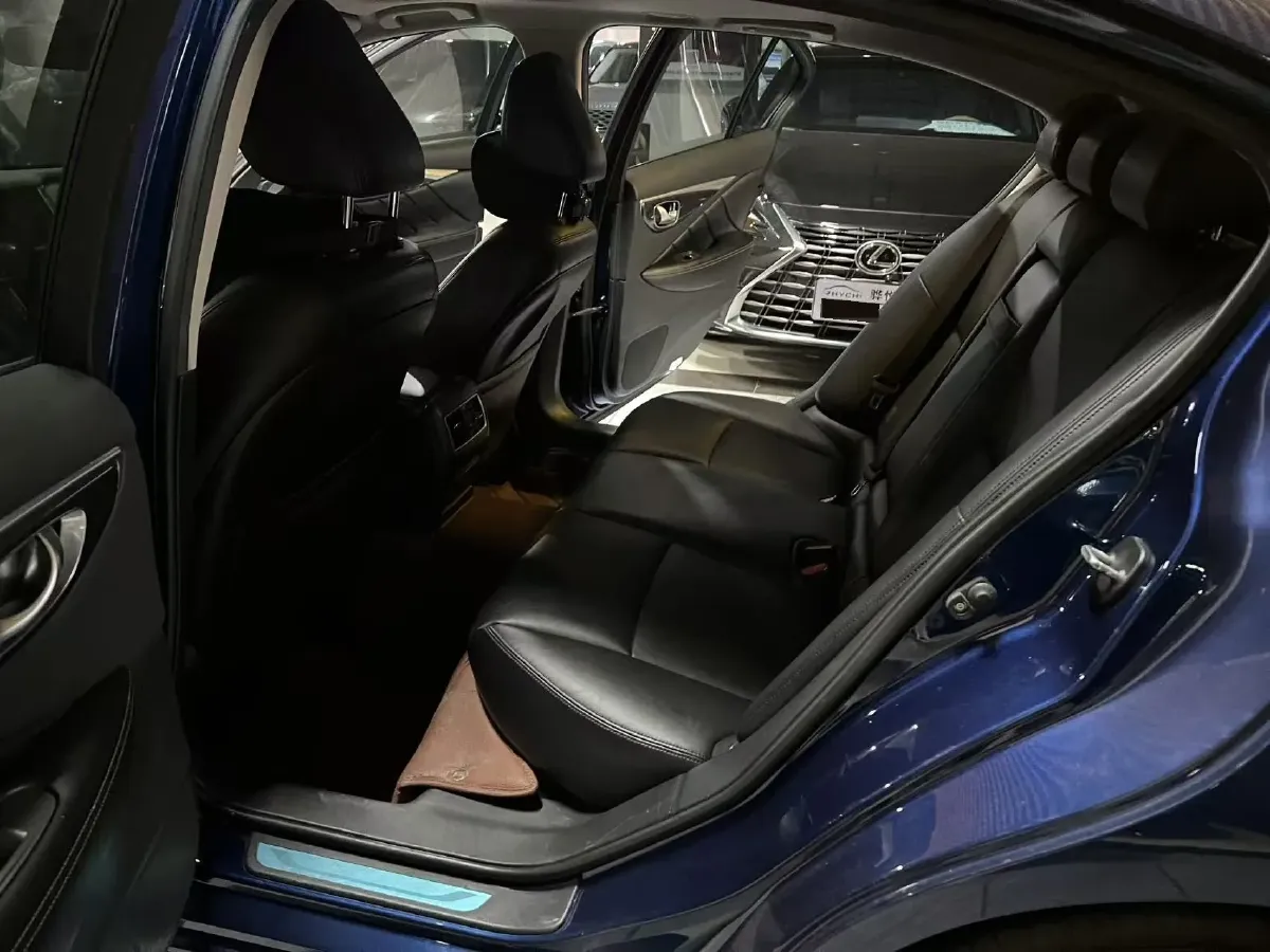 2018 MAXUS G10 2.0T 224HP L4 6AT,autocango,china used car exporter,china ev exporter,chinese used car exporter,chinese used ev exporter