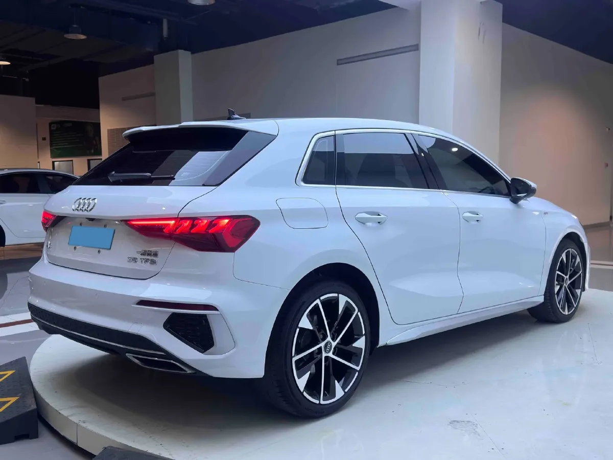 2022 Audi A3 1.4T 150HP L4 7DCT,autocango,china used car exporter,china ev exporter,chinese used car exporter,chinese used ev exporter
