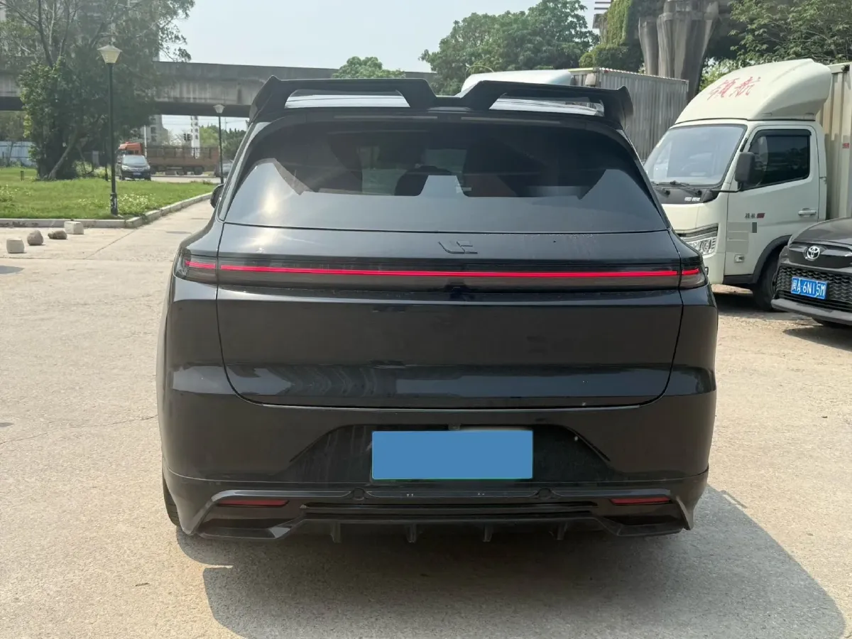 2024 Li L6 Range Extended 154HP L4 REEV 36.8KWH,autocango,china used car exporter,china ev exporter,chinese used car exporter,chinese used ev exporter
