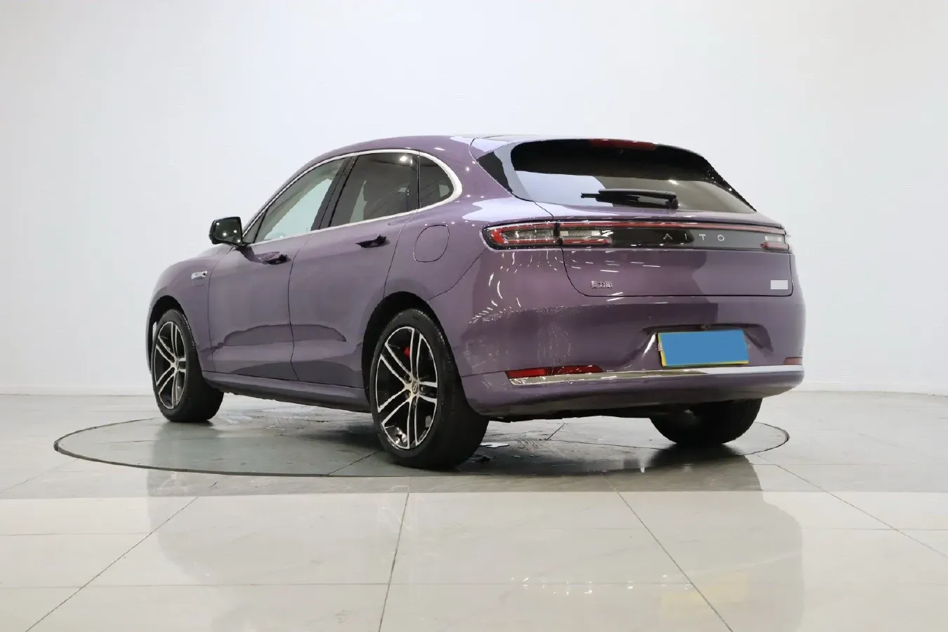 2025 AITO AITO M5 1.5T 152HP L4 REEV 42KWH,autocango,china used car exporter,china ev exporter,chinese used car exporter,chinese used ev exporter
