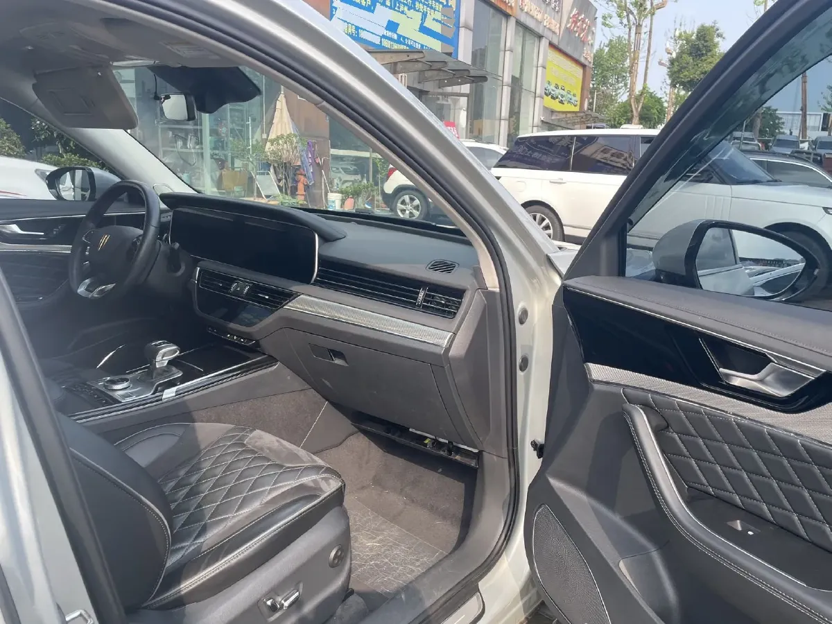 2019 HongQi HS5 2.0T 224HP L4 6AT,autocango,china used car exporter,china ev exporter,chinese used car exporter,chinese used ev exporter