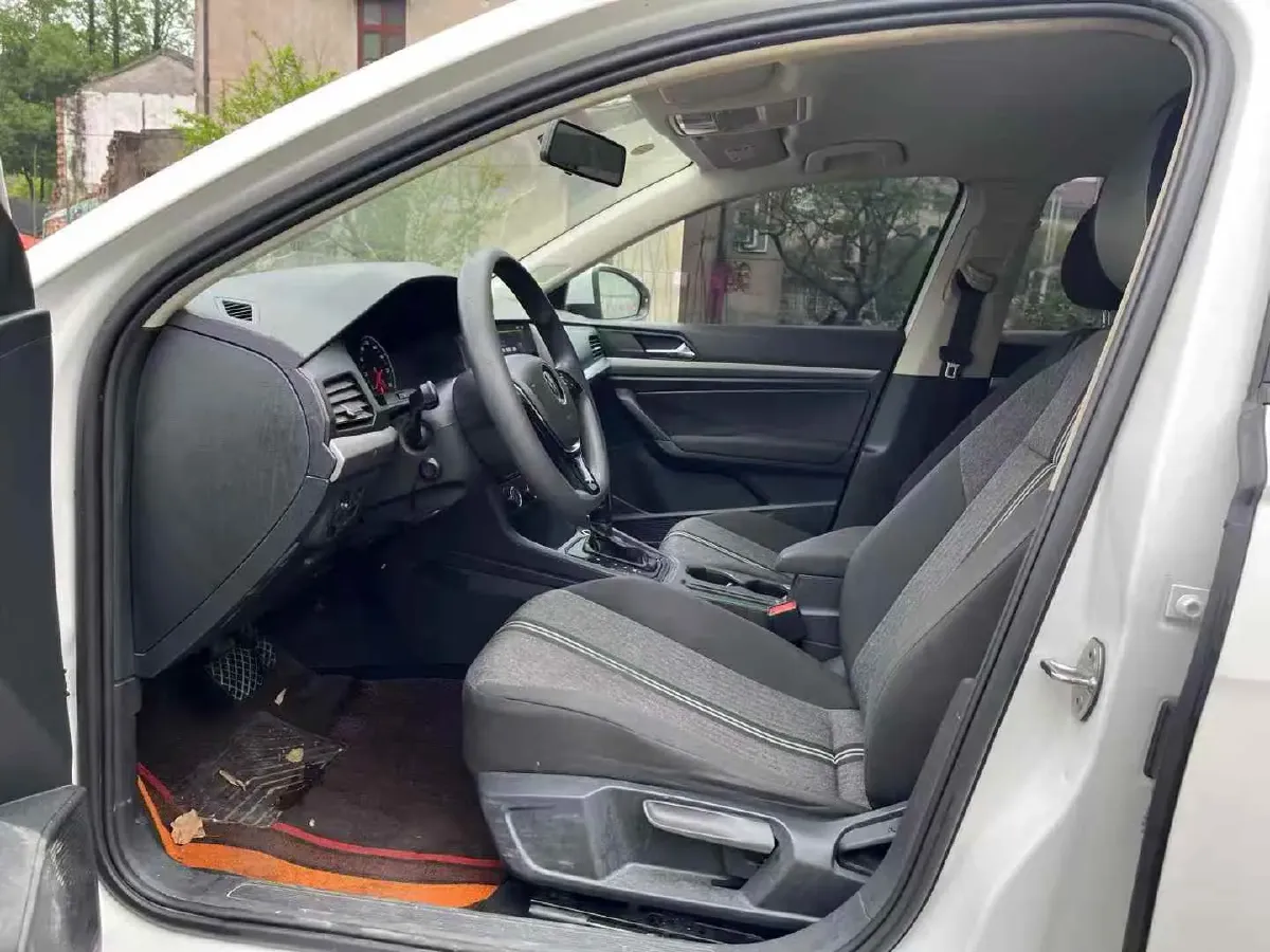 2021 Volkswagen Lavida 1.5L 113HP L4 6AT,autocango,china used car exporter,china ev exporter,chinese used car exporter,chinese used ev exporter