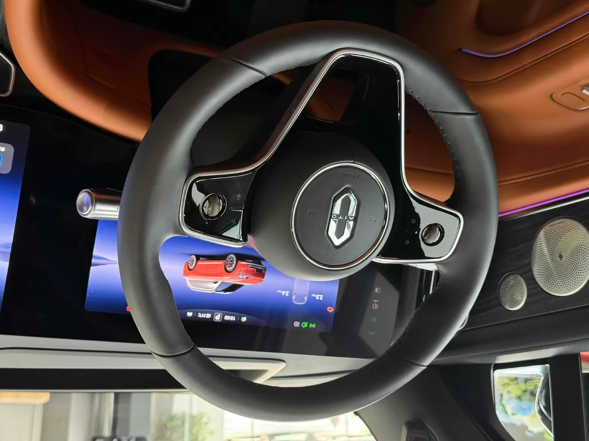 2024 AITO AITO M9 1.5T 152HP L4 REEV 42KWH,autocango,china used car exporter,china ev exporter,chinese used car exporter,chinese used ev exporter