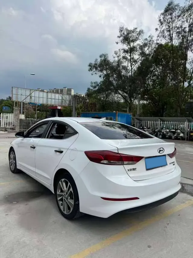 2016 Hyundai Elantra 1.6L 130HP L4 6AT,autocango,china used car exporter,china ev exporter,chinese used car exporter,chinese used ev exporter