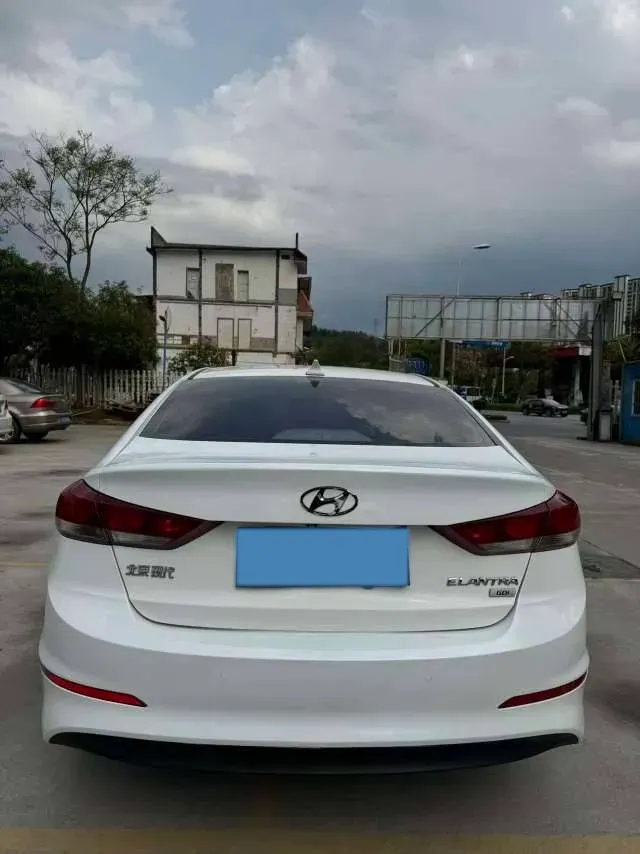 2016 Hyundai Elantra 1.6L 130HP L4 6AT,autocango,china used car exporter,china ev exporter,chinese used car exporter,chinese used ev exporter