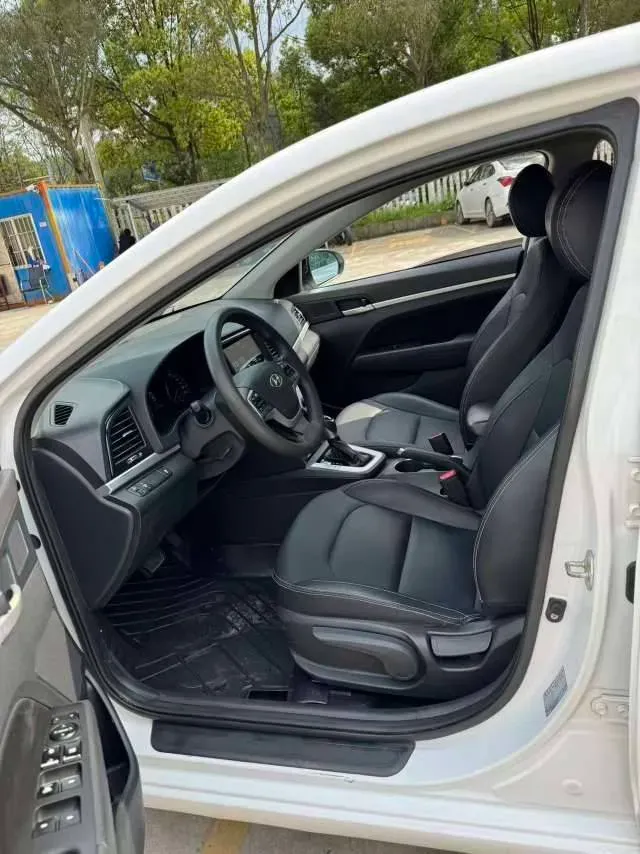 2016 Hyundai Elantra 1.6L 130HP L4 6AT,autocango,china used car exporter,china ev exporter,chinese used car exporter,chinese used ev exporter