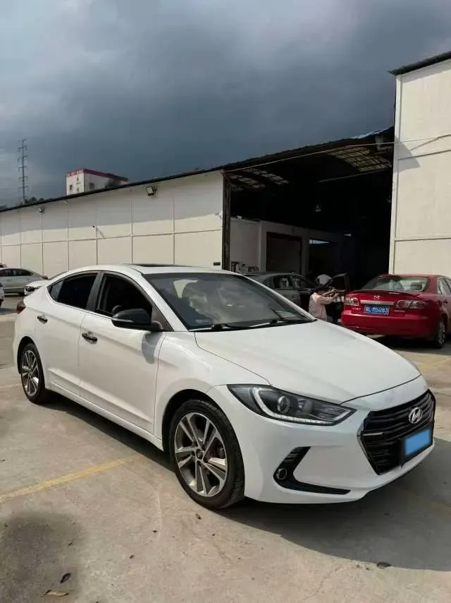 2016 Hyundai Elantra 1.6L 130HP L4 6AT,autocango,china used car exporter,china ev exporter,chinese used car exporter,chinese used ev exporter