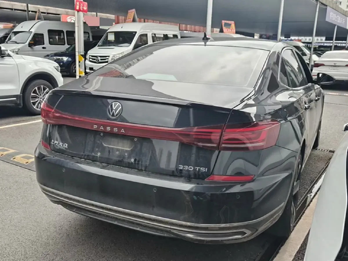 2023 Volkswagen Passat 2.0T 186HP L4 7DCT,autocango,china used car exporter,china ev exporter,chinese used car exporter,chinese used ev exporter