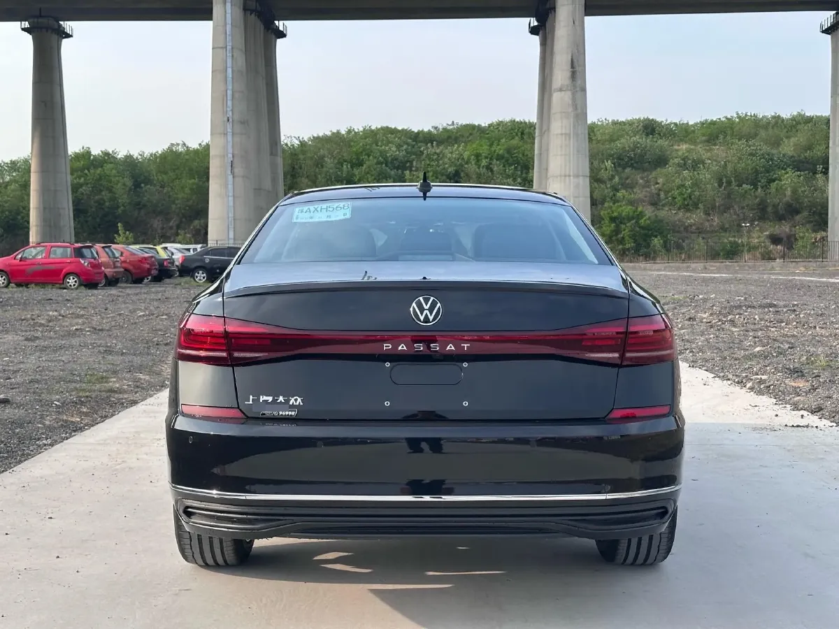 2026 Volkswagen Passat 2.0T 186HP L4 7DCT,autocango,china used car exporter,china ev exporter,chinese used car exporter,chinese used ev exporter