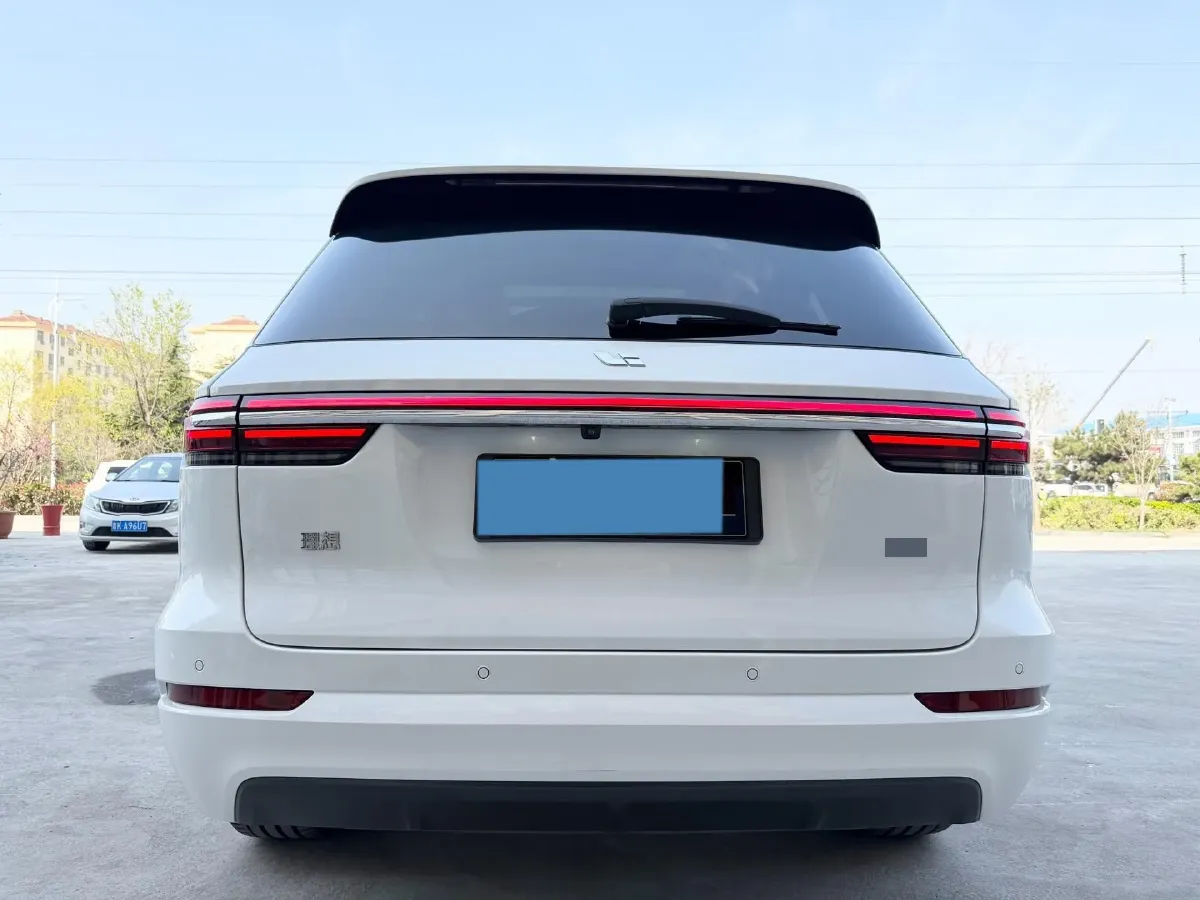 2021 Li ONE Range Extended 131HP REEV 40.5KWH,autocango,china used car exporter,china ev exporter,chinese used car exporter,chinese used ev exporter